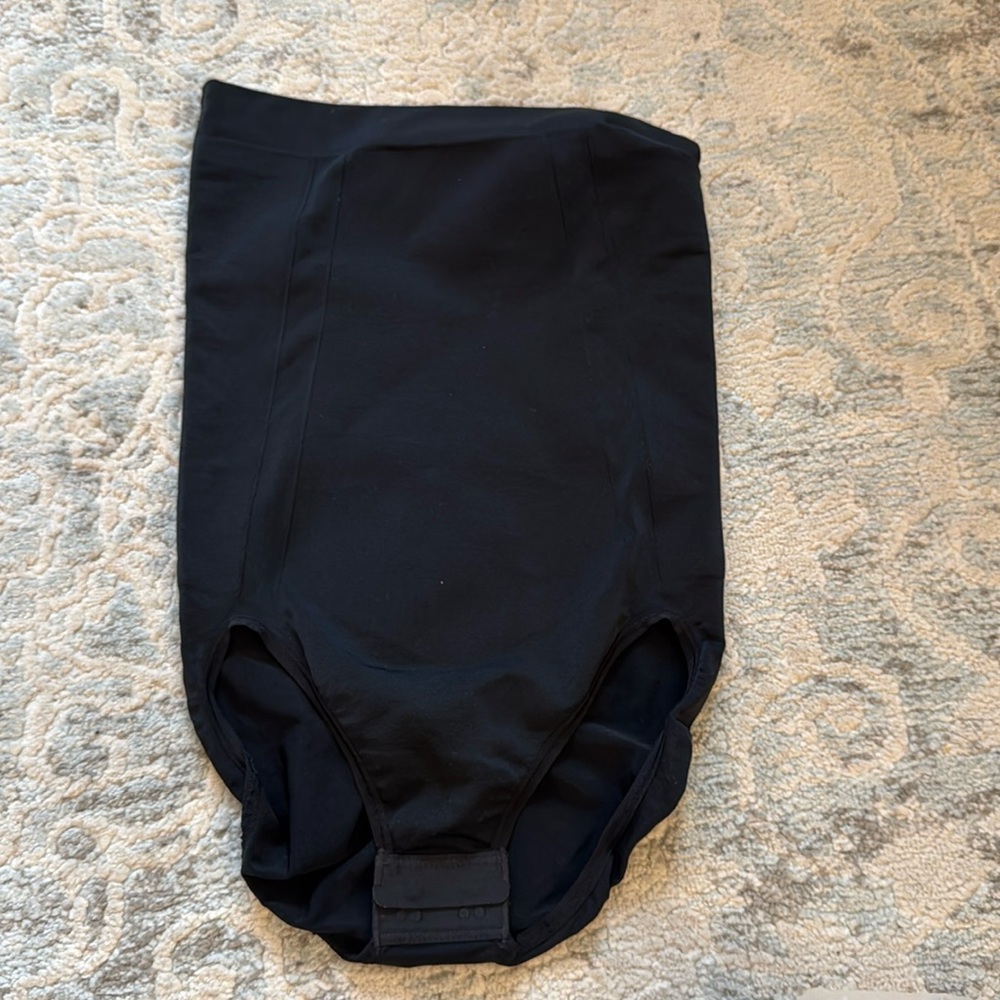 Spanx size S tummy compression- high waisted